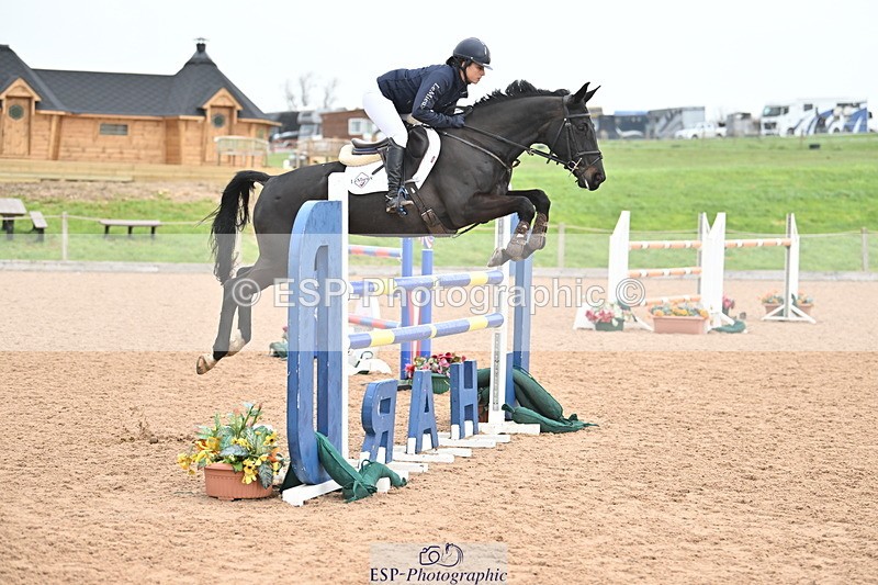 240405A-123657-01254 - Cls 3 Foxhunter