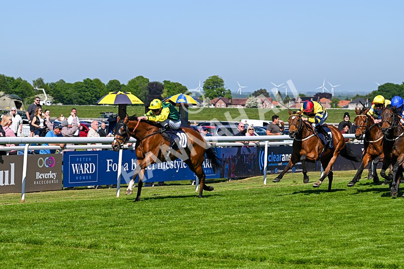 130525-Race 4-Coolree-0024 - Race 4