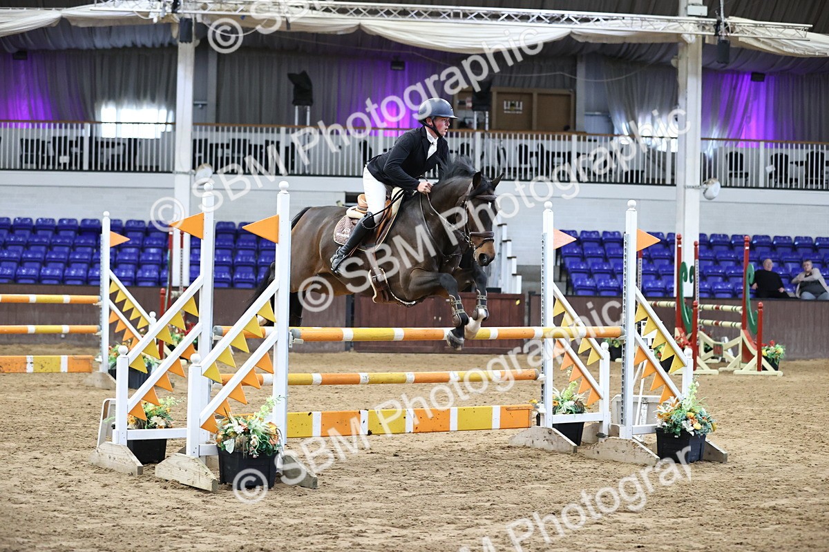 SBM_001573 - Class 4 - Senior Newcomers - 1.10m Open