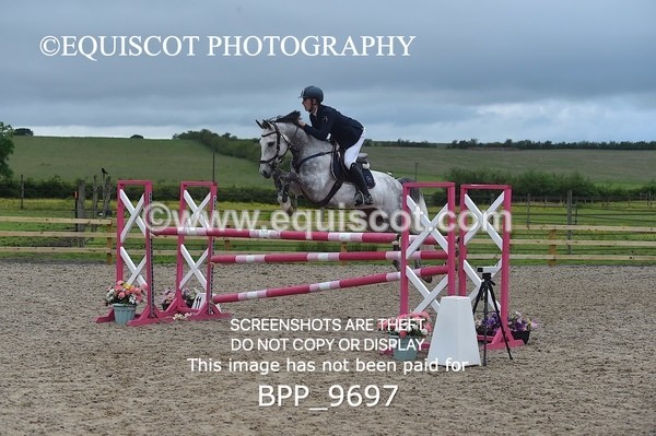 BPP_9697 - CLASS 21 SUN Junior 1.20m Open (Inc 148cm Restricted Open Championship Qualifier)