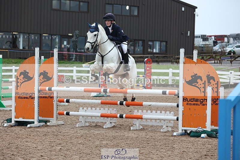 231112A-093212-02953 - Cls 17 Blue Chip Novice Winter Qualifier