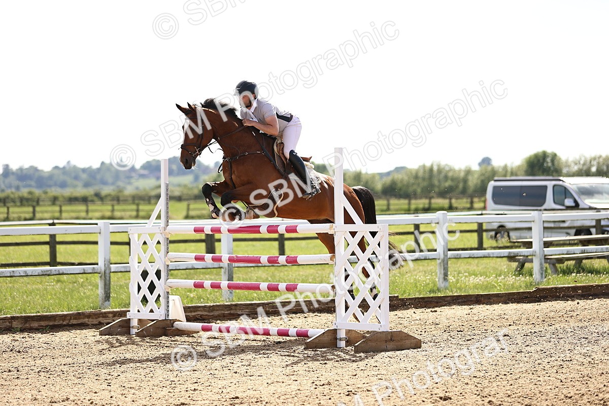 SBM_002966 - Class 5 - Senior Foxhunter - 1.20m