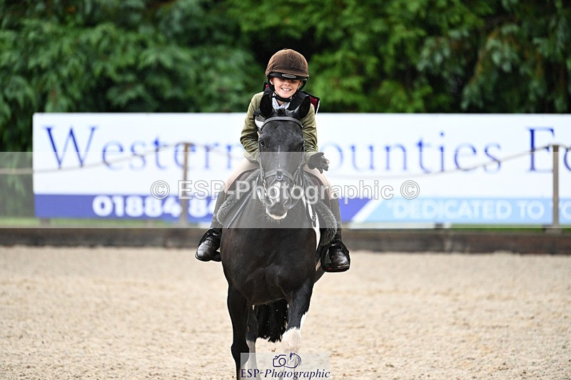 240824X-094027-23309 - 70cm Round 2 9.30 to 10.30