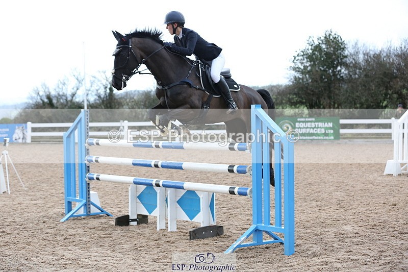 240211A-130219-03049 - Cls 9+10 Junior 1.15m, 1.20m and 1.25m