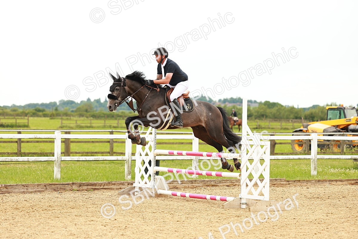 SBM_001664 - Class 3 - Senior Discovery - 1.00m