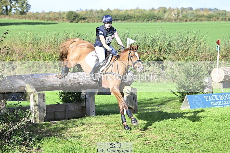 251024A-122452-08981 - B-128-Holly.Law