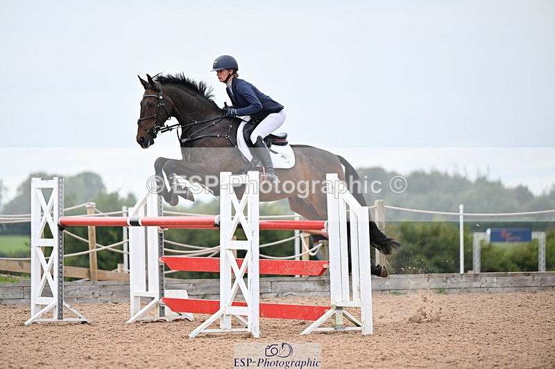 240828A-153242-01153 - Cls 5 Snr Foxhunter and 1.20m Open