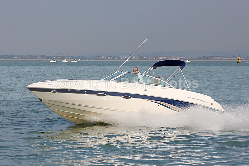 151003 WAKE UP - CHAPARRAL WT7A4238 - Motorboats - Open
