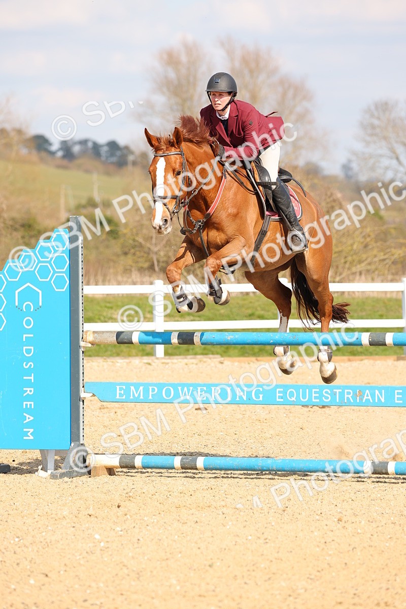 SBM_001541 - Class 4 - Senior Newcomers - 1.10m