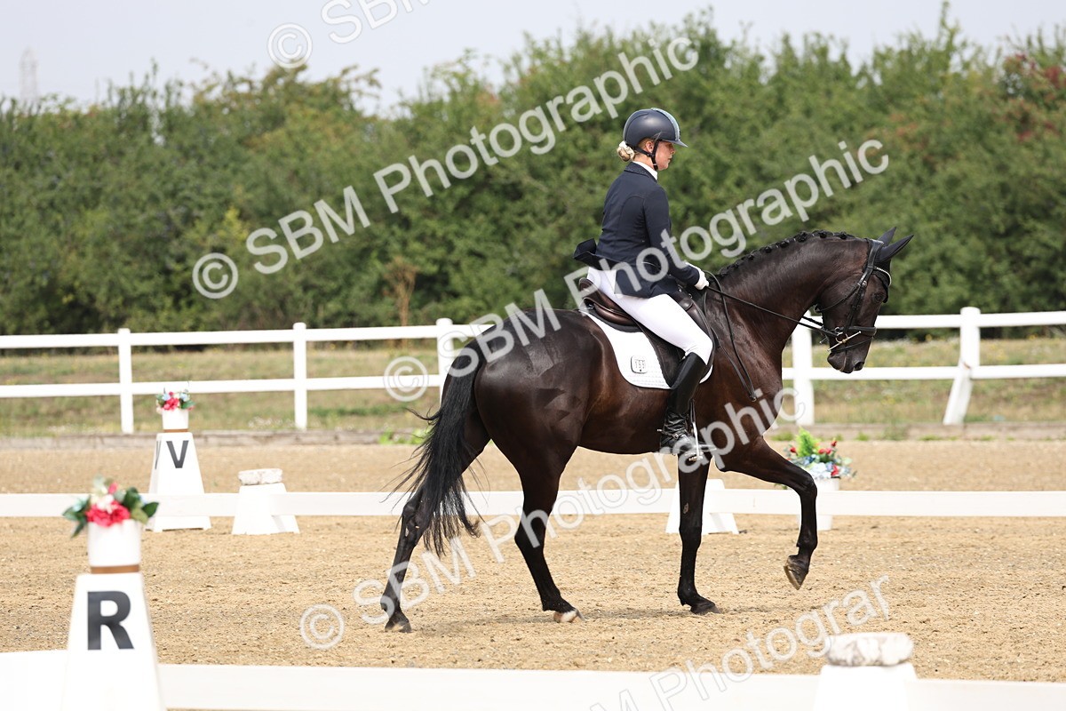 SBM_006213 - Class 6 - novice 6 - 11.50-12.46