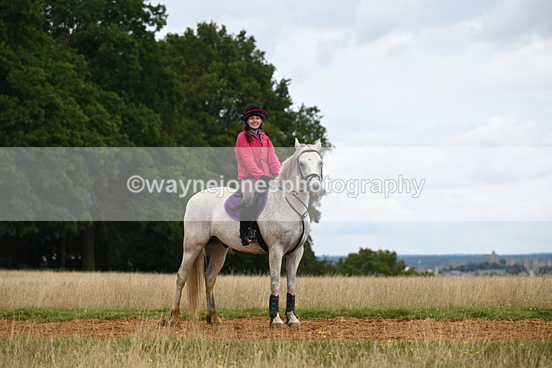 DSC_7253 - Time at Statue 12:45 to 13:15