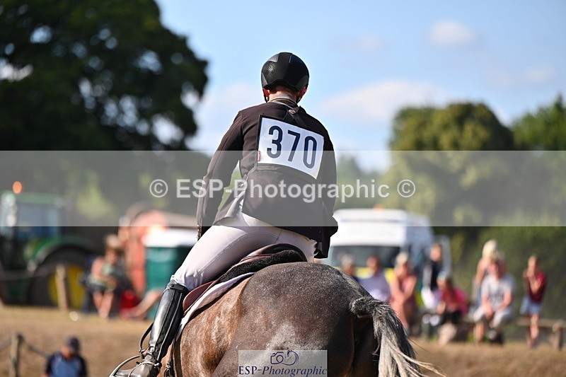 250802A-172038-08320 - H-370-Tom.Rowland-STRACOMER.CANDY.TOWN