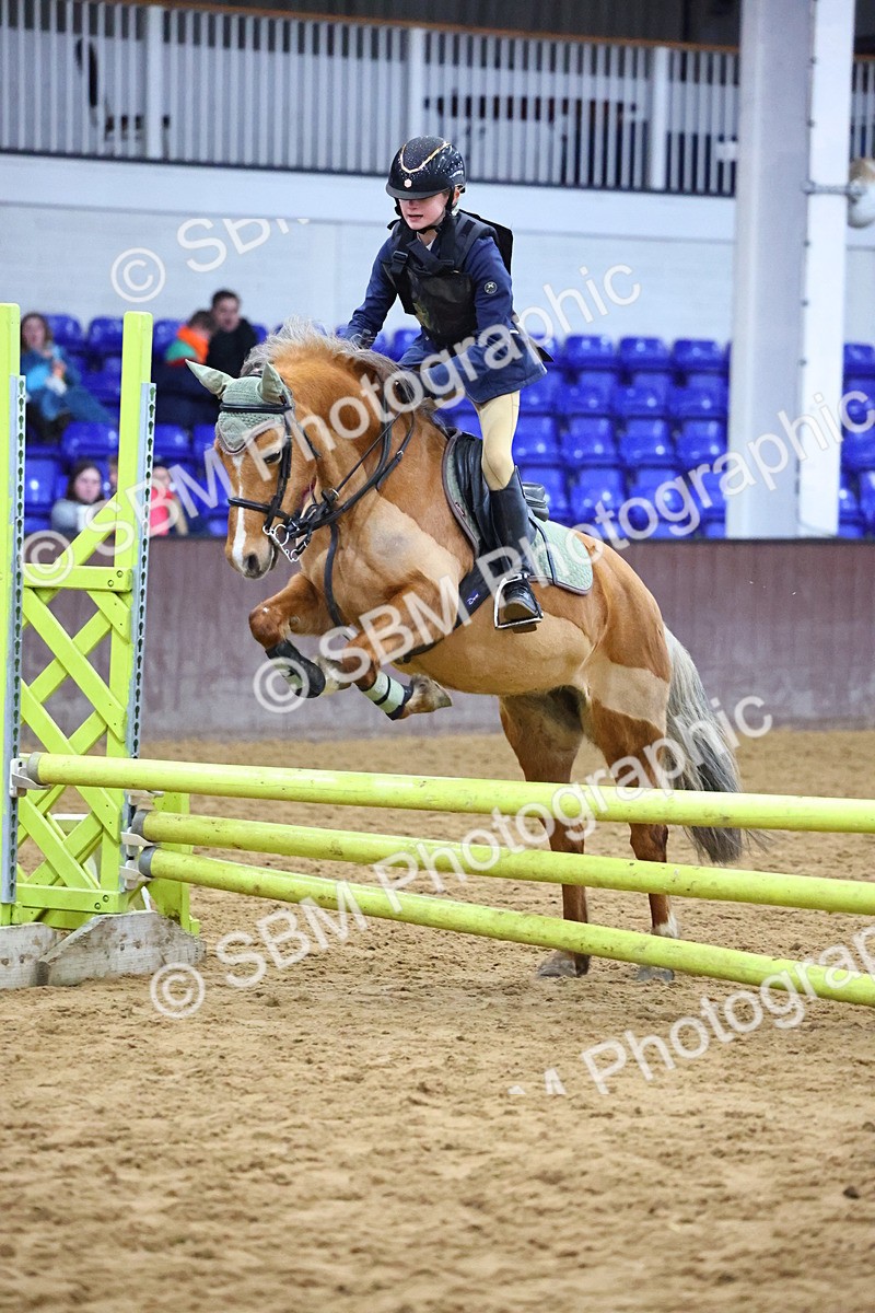 SBM_001497 - Class 4 - Festive Fences - 70cm