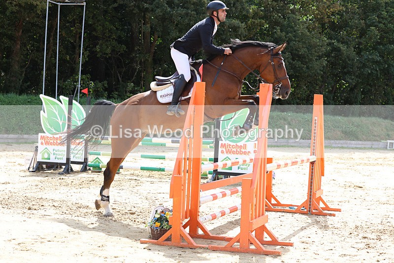 3E7A3606 - Class 4: Senior British Novice/90cm open