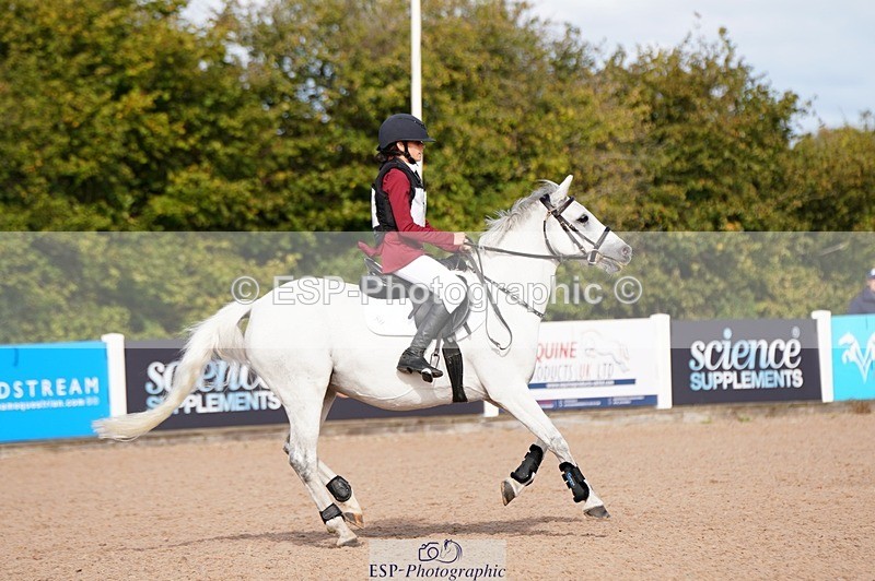 250921-104548-02389 - Cls 19+20 Club and Schools 60cm