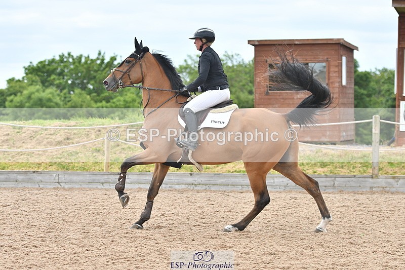240609A-145307-06366 - Cls 19 Snr Foxhunter and 1.20m Open