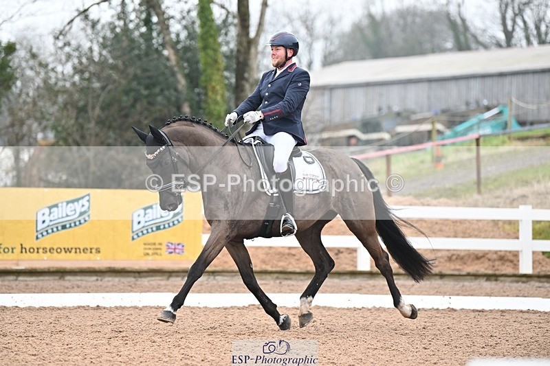 250216-101618-04589 - 213-Martyn.Humphrey-Isabeau.May