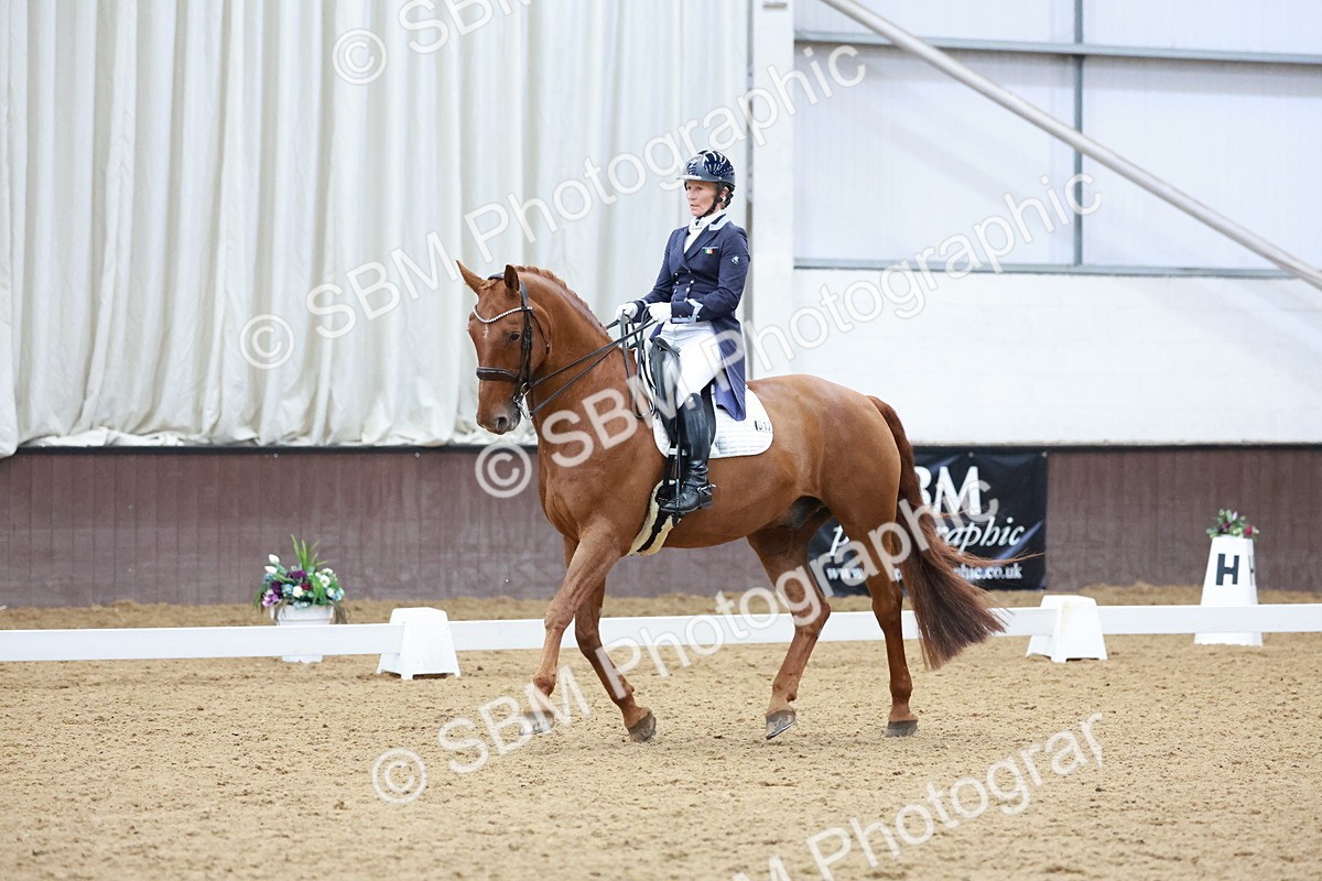 SBM_020854 - Class 13 - FEI INT I - 16.26-17.14