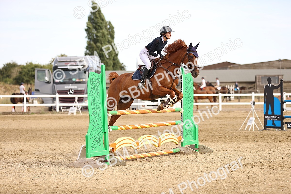 SBM_001525 - Class 6 - Senior Newcomers 1.10m