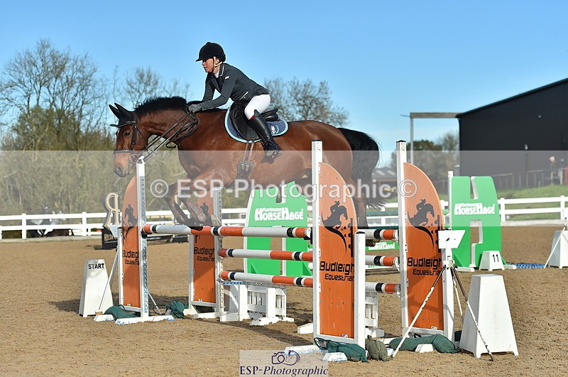 231111A-111806-01613 - Cls 11 Snr 1.05m Open