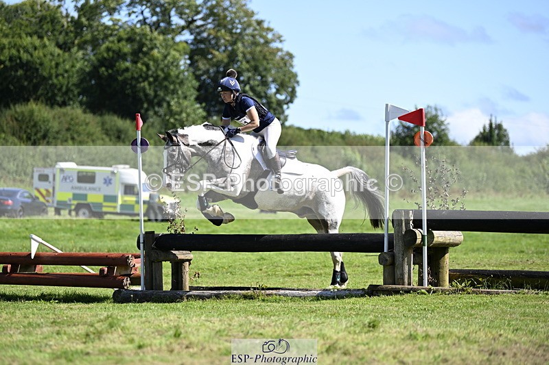 240811A-111752-01413 - 011-