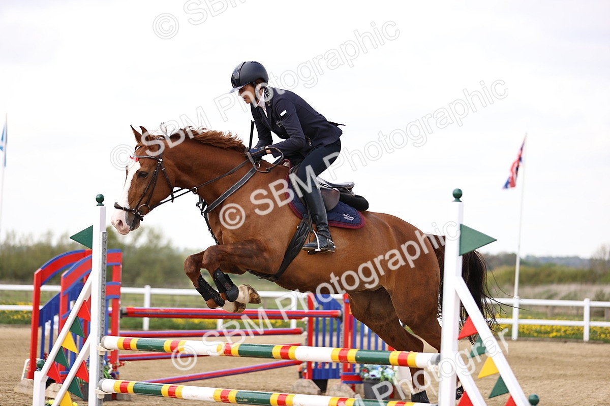 SBM_002212 - Class 11 - Senior newcomers - 1.10m