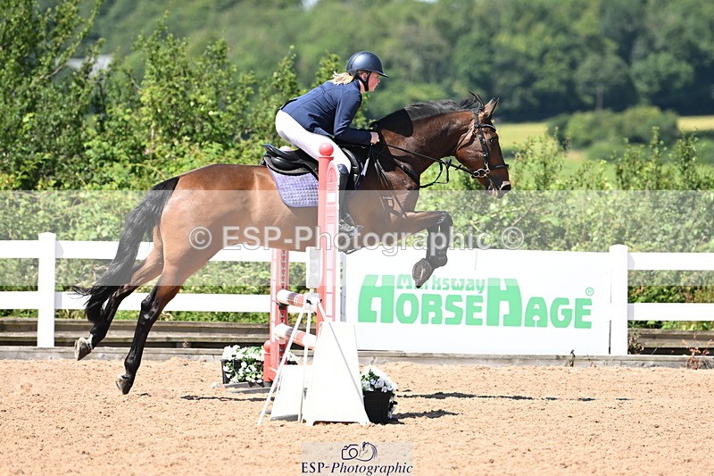 240728A-122418-08514 - Cls 32 85cm Amateur Qualifier
