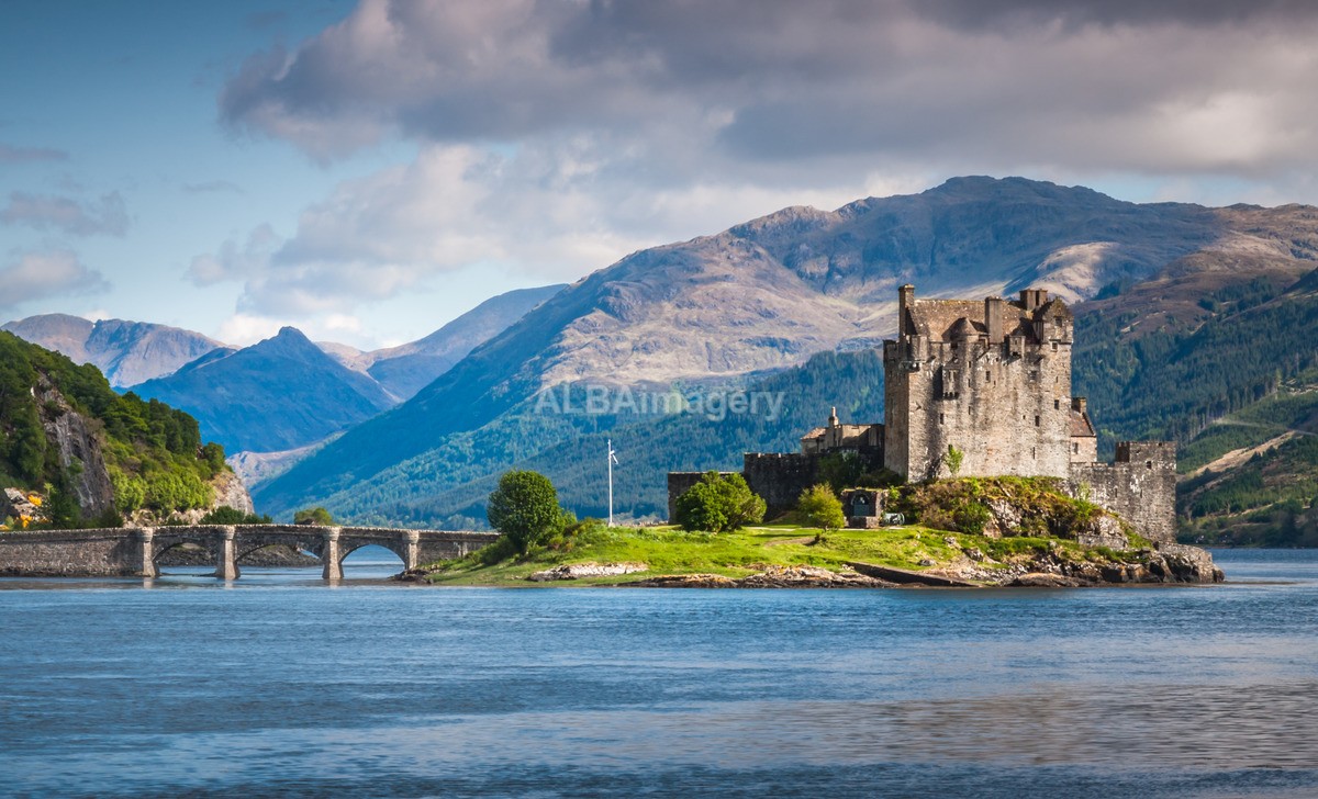 Eilean Donan Castle - Castles, Palaces, Forts and Towers