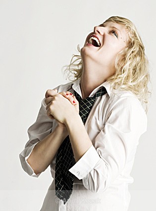 Anna Z laughing - Portrait in digital