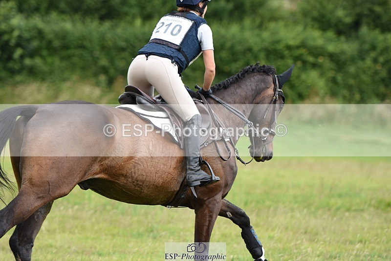 230625-120142-03687 - XC 90cm 12.00 to 13.00