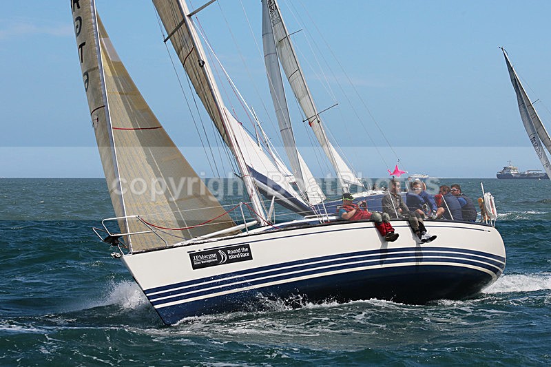 150627 GBR6621T WT7A8359_I - ROUND THE ISLAND RACE - SATURDAY 27th JUNE 2015