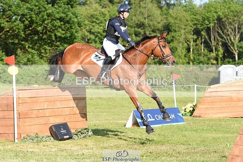 230527-181800-14362 - 177-ARGENTINO_BK-Dani_Evans-XC