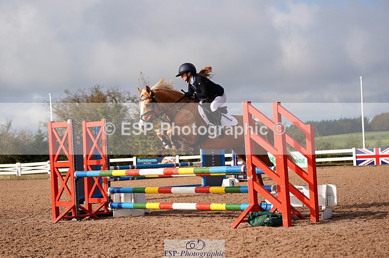 241027A-102326-02081 - SUN Cls 4 Pony British Novice and 80cm