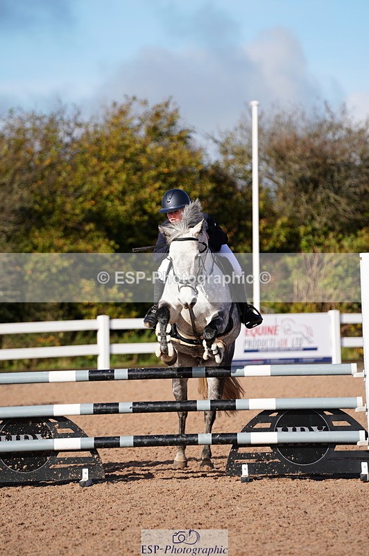 241027A-110200-02357 - SUN Cls 5 Pony Discovery and 90cm Open