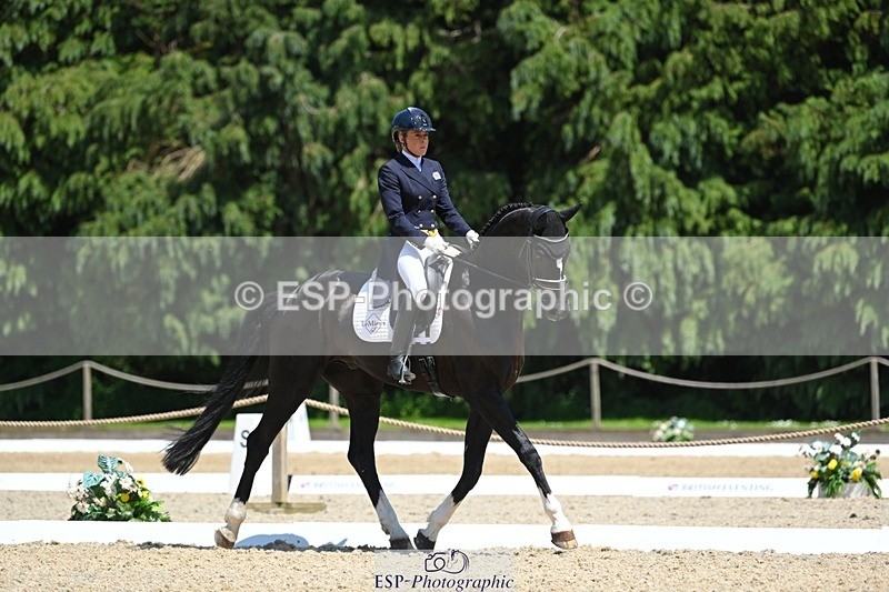 230526-135715-06857 - 480-FLOW_7-Mollie_Summerland-DR