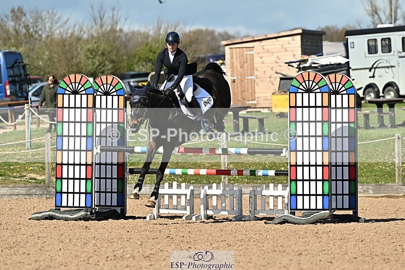250416-154701-01821 - Cls 6 Foxhunter and 1.20m