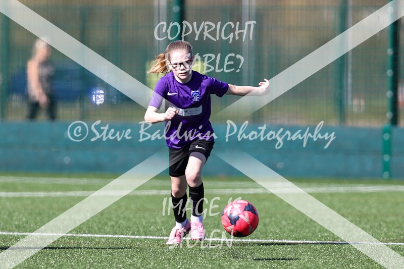 1DX30937 - 2026-03-21 FC Abbey Meads U12 Grey Girls V Swindon Spitfires FC U12