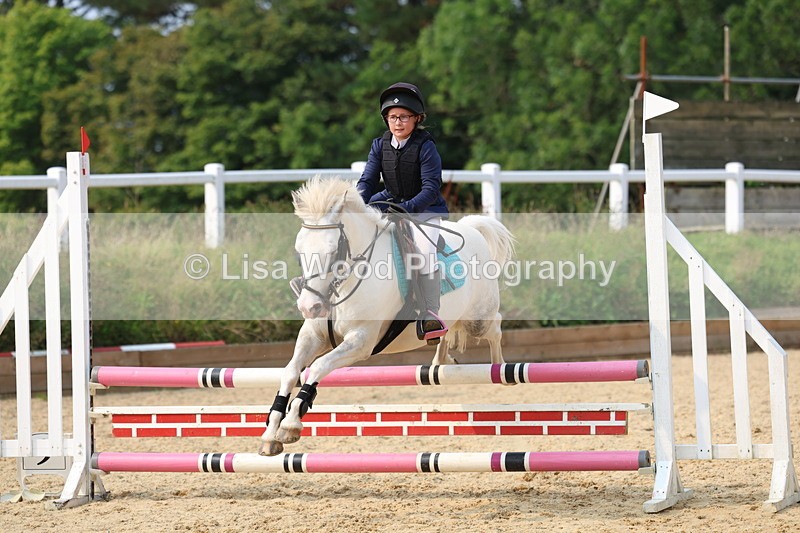 3E7A2892 - Class 11: Junior 70cm