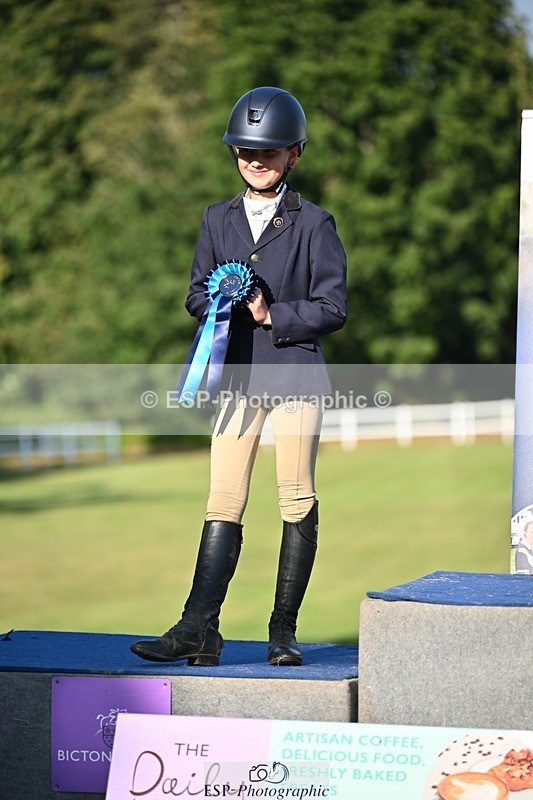 250822A-171406-24461 - Friday Presentations