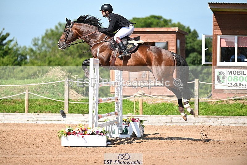 240718A-103816-04583 - Cls 1, 3 Star Small Tour 1.35m