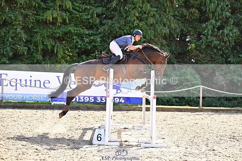 250817A-155412-04951 - Cls 22 Snr 1.10m Open