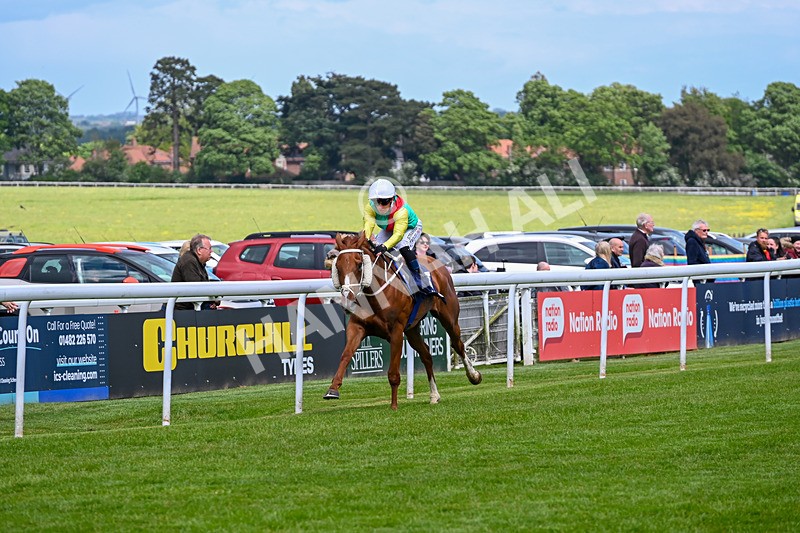 120526-Race 1-Lovers Leap-7161 - Race 1 2.30pm Clearanswer Call Centres Maiden Fillies' Stakes