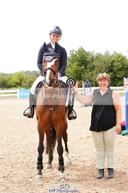 240803A-142832-08504 - Cls 38 1.05m Amateur Qualifier