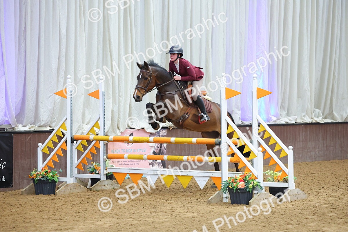 SBM_009850 - Class 21 - Nupafeed Supplements Senior Discovery/ 1m Open - First Round (1.00m)