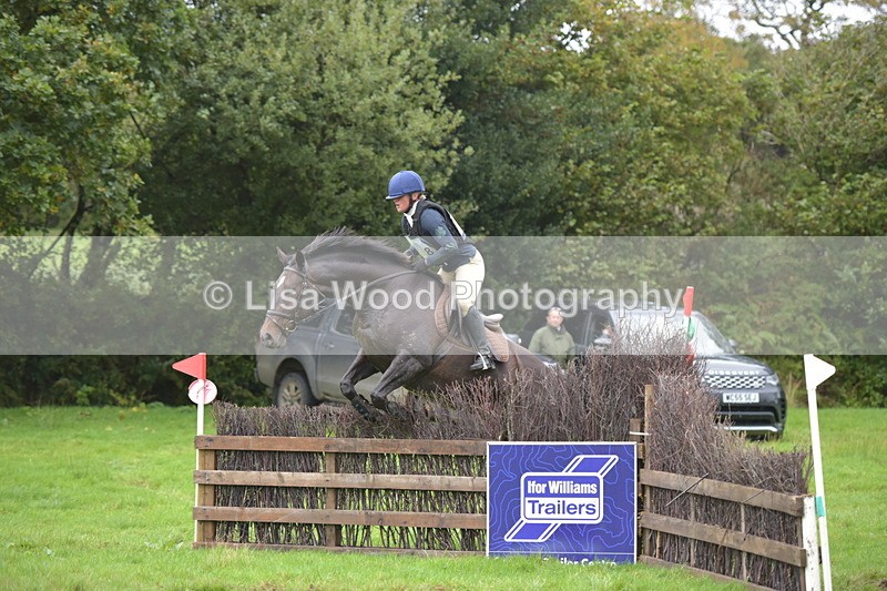 RAY_0649 - Class 6: 90cm +: Double of Brushes