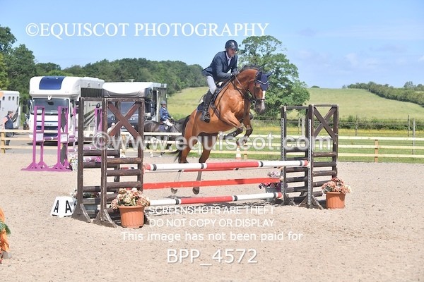 BPP_4572 - CLASS 3 Senior British Novice/ 90cm Open