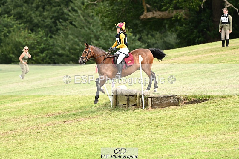 240825X-153735-36526 - 80cm XC 15.30 to 16.30