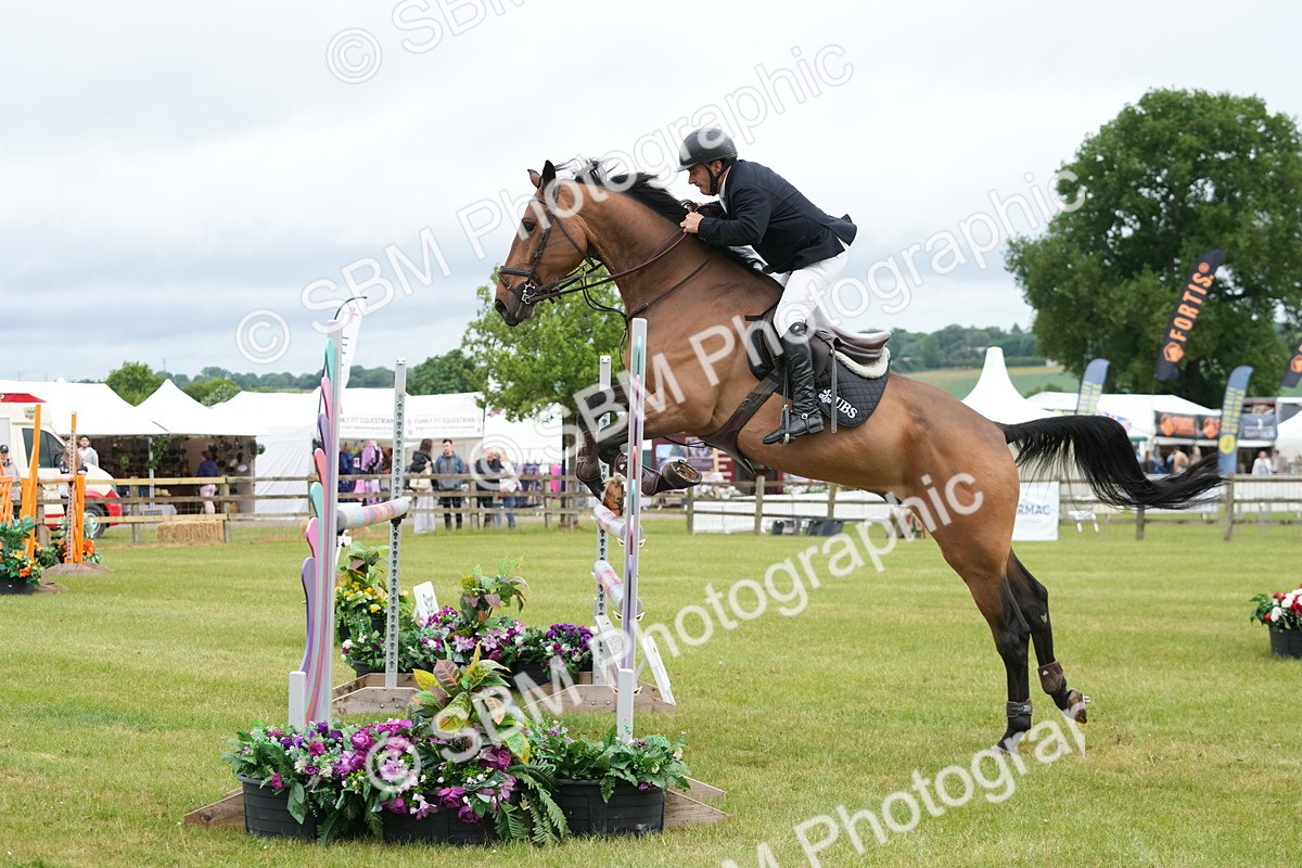 SBM_02075 - Class 200 - Martin Grant Homes Stakes 1.25m Open