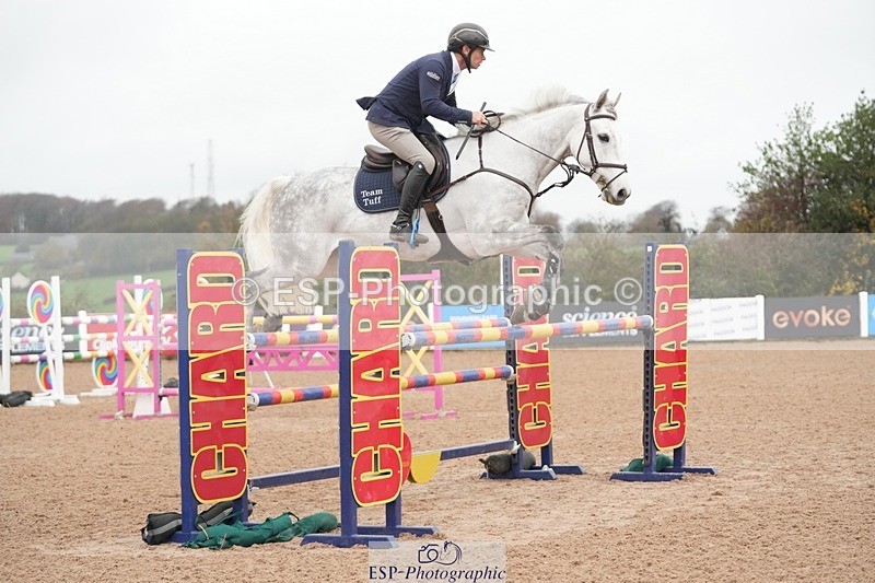 251107-131100-01094 - Cls 6 Foxhunter and 1.20m Open