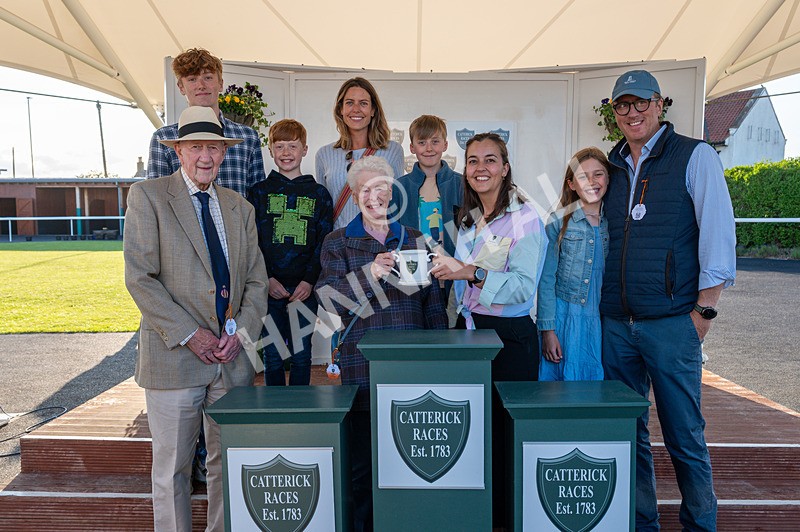 300525-Race 4-Albegone-7416 - Race 4